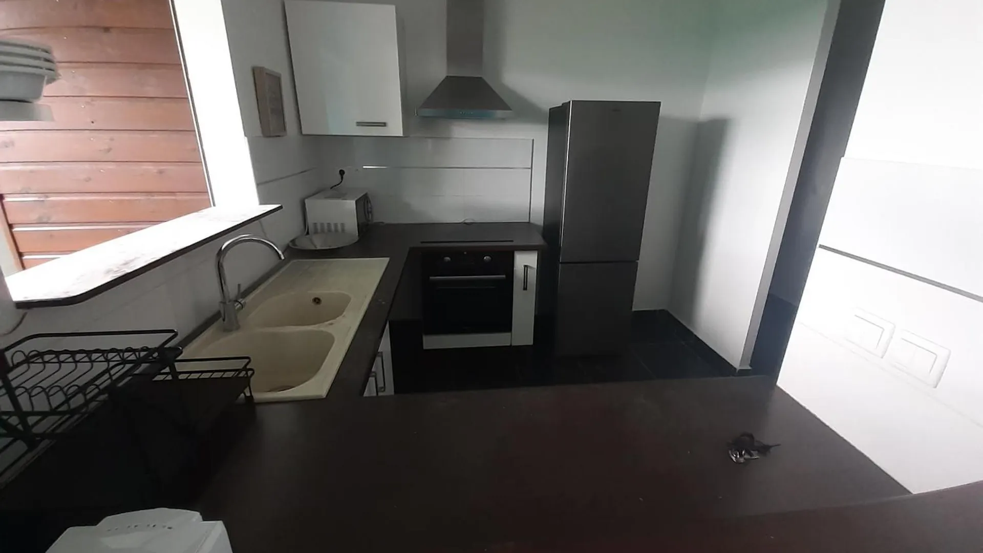 Appartement Spacieux Moderne Lumineux Avec Grand Jardin Dans Residence Avec Piscine Le Gosier