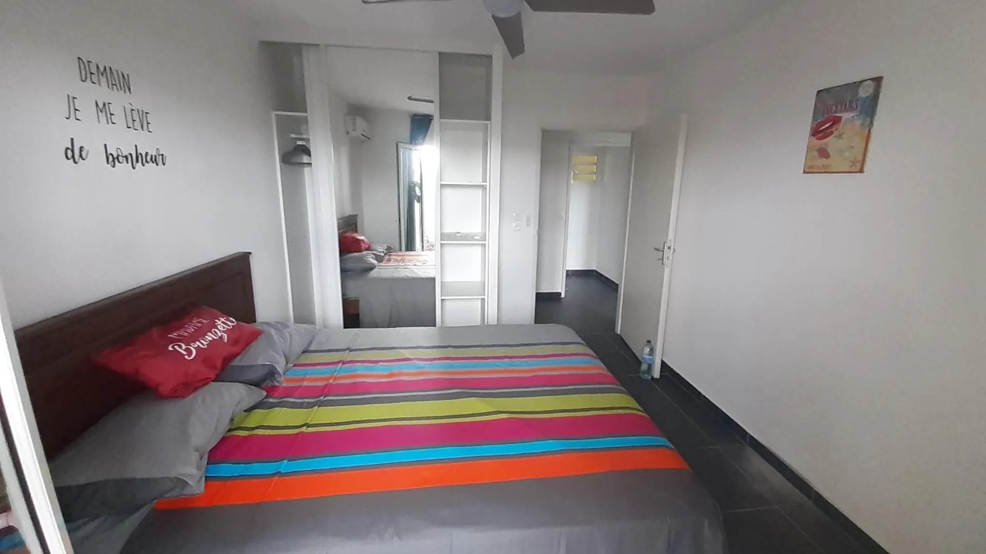 kontakty Appartement Spacieux Moderne Lumineux Avec Grand Jardin Dans Residence Avec Piscine
